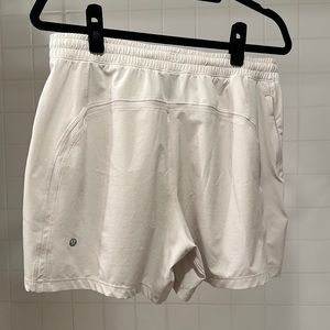 Lululemon Pace Breaker 7” Linerless